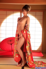 Japanese Women 7130125