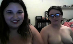 Amateur BBW masturbating on webcam
