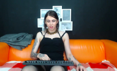Stunning Shemale Masturbating Live On Cam
