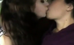 lesbian teens making out and finger fucking
