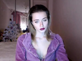 Amateur Webcam Teen Masturbates And Teases